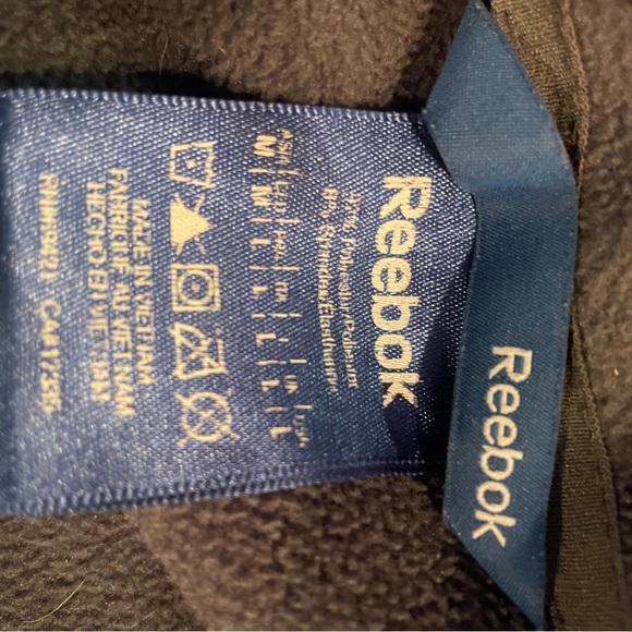 Reebok women’s black puffy coat size large - Picture 4 of 4